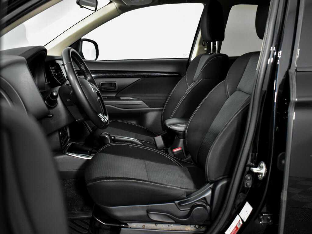 Купить Mitsubishi Outlander, 2019, 87 000 км.. Фото: #9