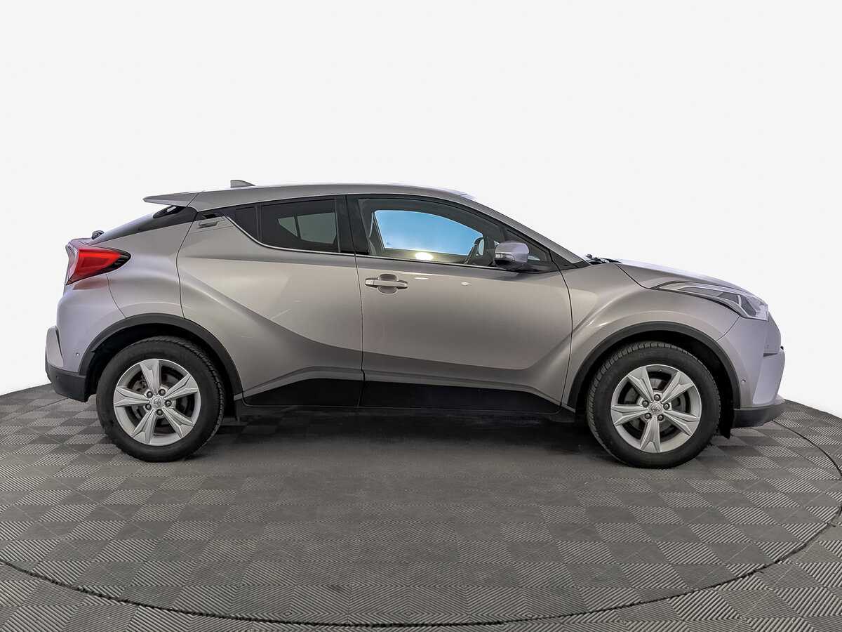 Купить Toyota C-HR, 2017, 78 089 км.. Фото: #3
