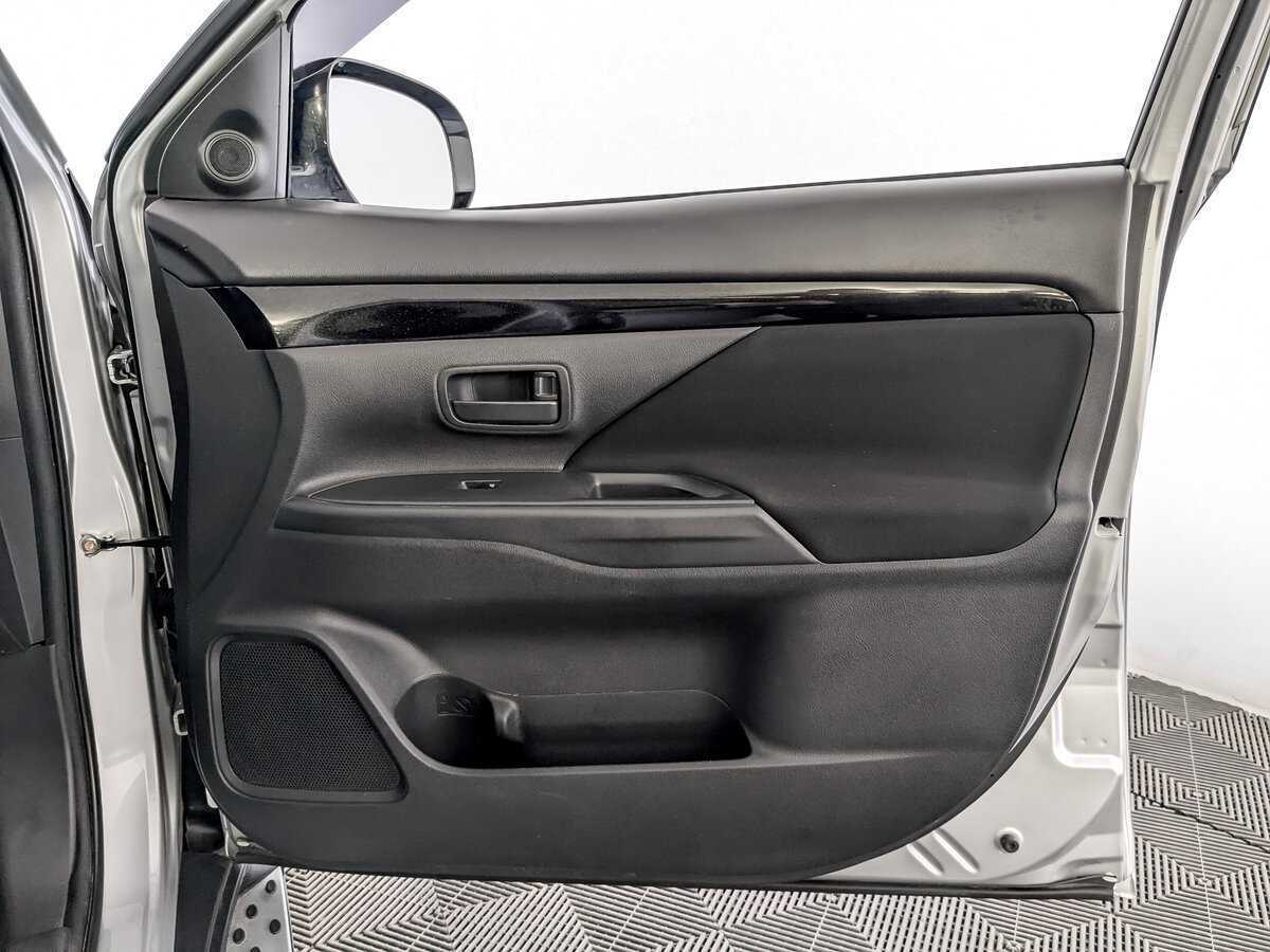 Купить Mitsubishi Outlander, 2019, 87 534 км.. Фото: #23