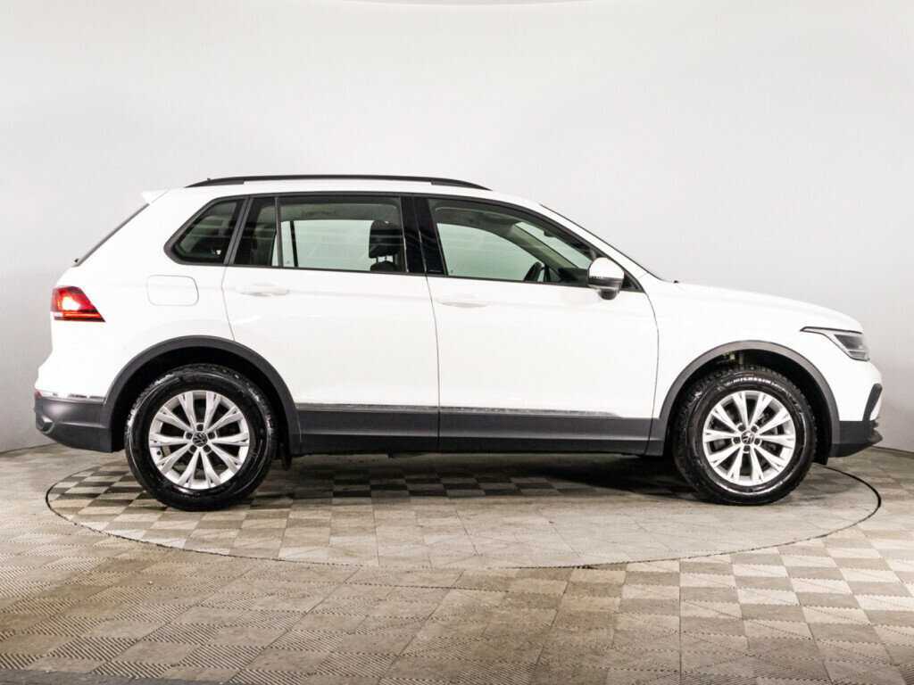 Купить Volkswagen Tiguan, 2021, 34 956 км.. Фото: #3