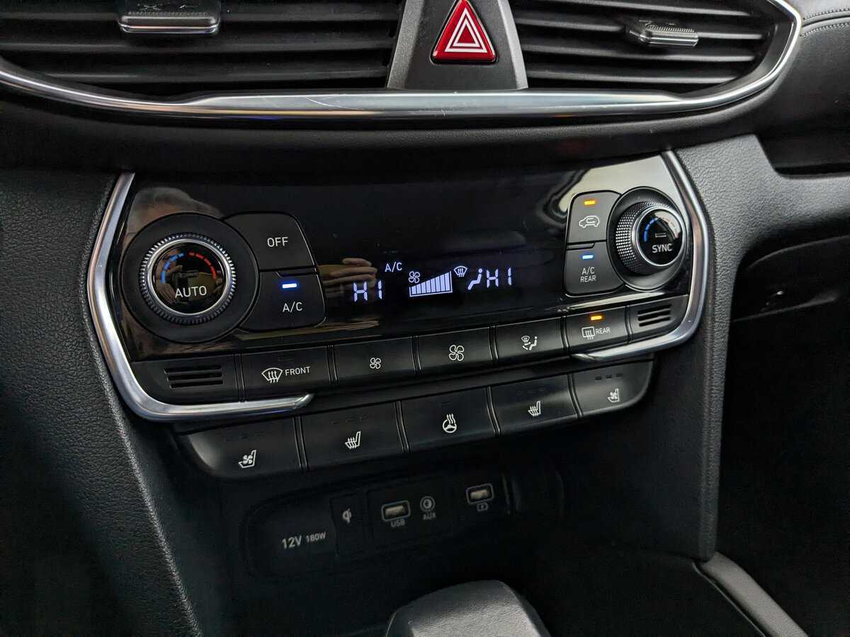 Купить Hyundai Santa Fe, 2020, 149 803 км.. Фото: #19