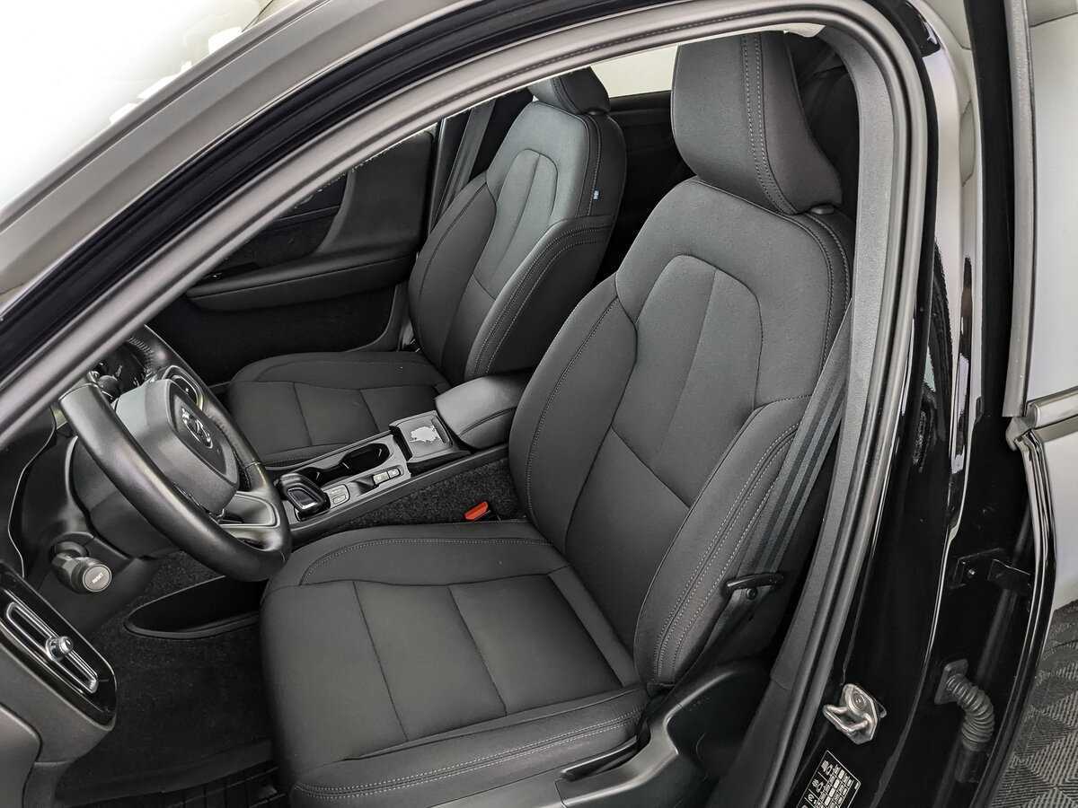 Купить Volvo XC40, 2021, 66 788 км.. Фото: #19