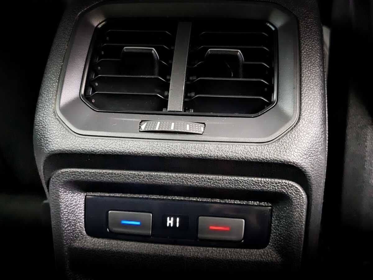 Купить Volkswagen Tiguan, 2019, 106 890 км.. Фото: #28