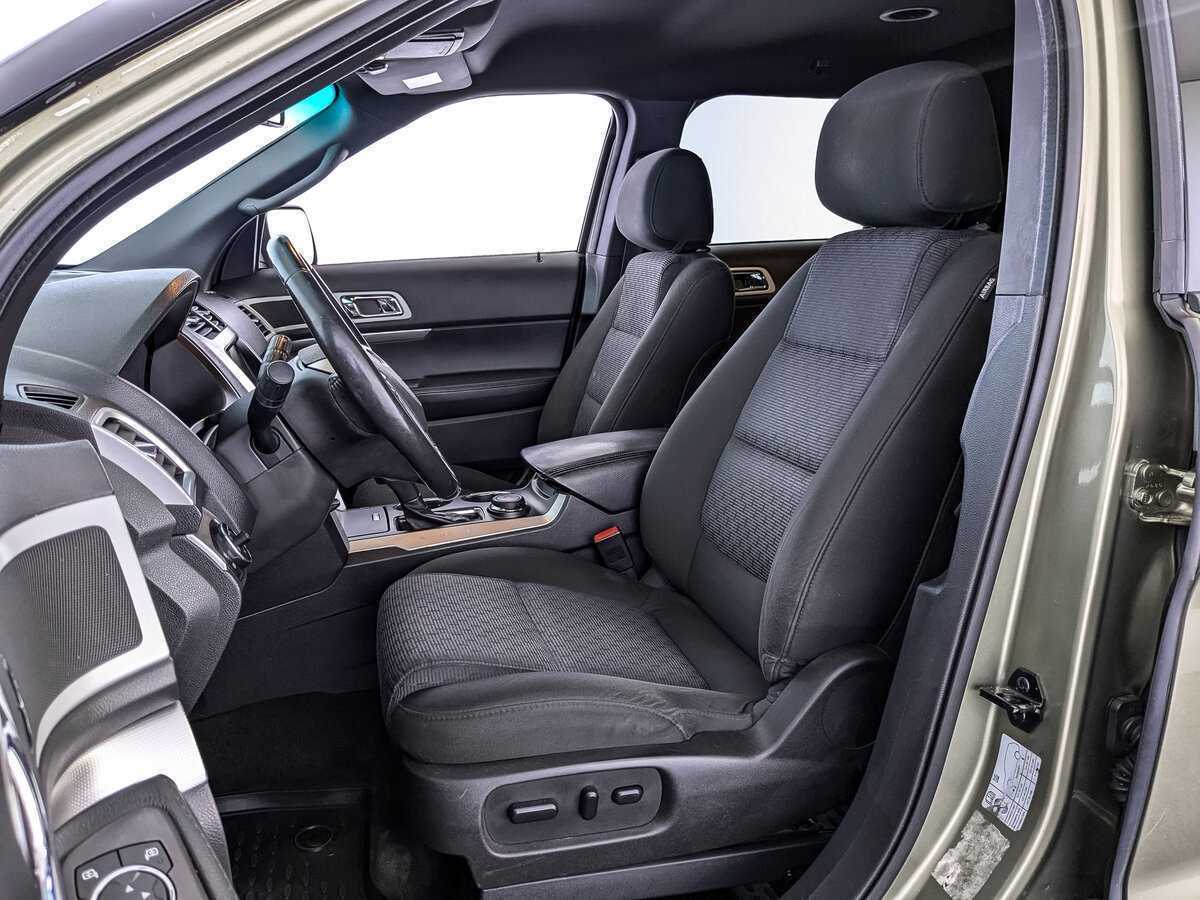 Купить Ford Explorer, 2014, 221 969 км.. Фото: #17