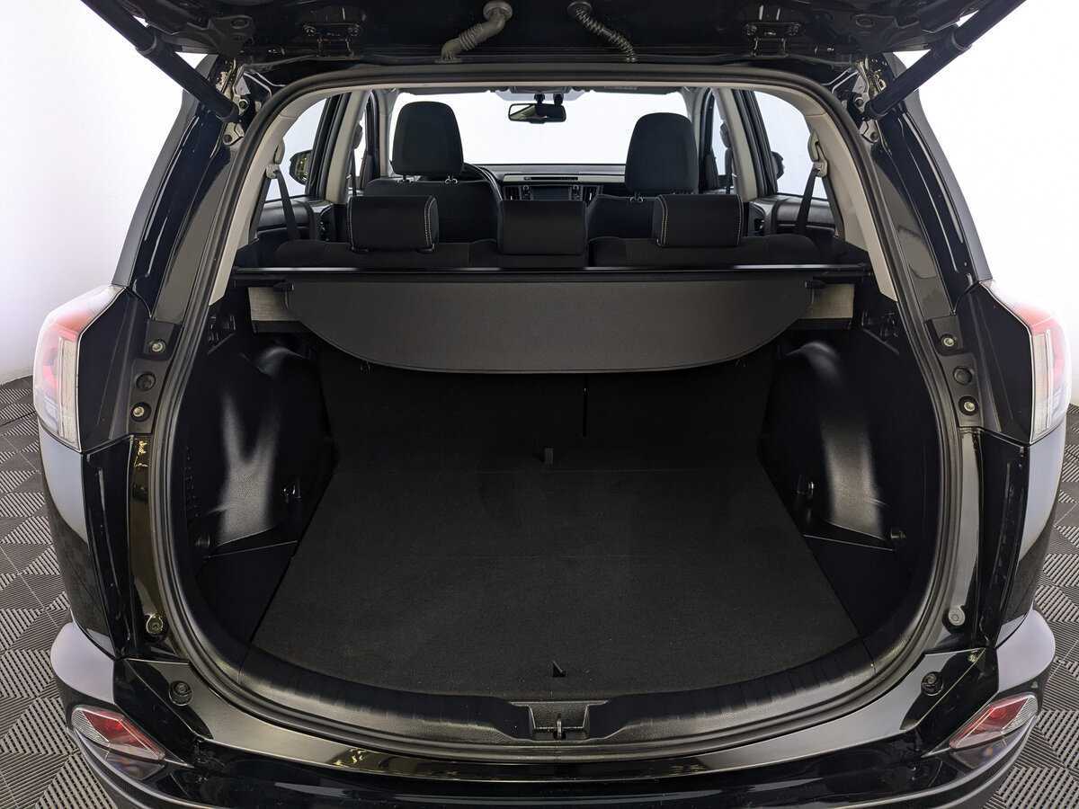 Купить Toyota RAV4, 2017, 62 336 км.. Фото: #9