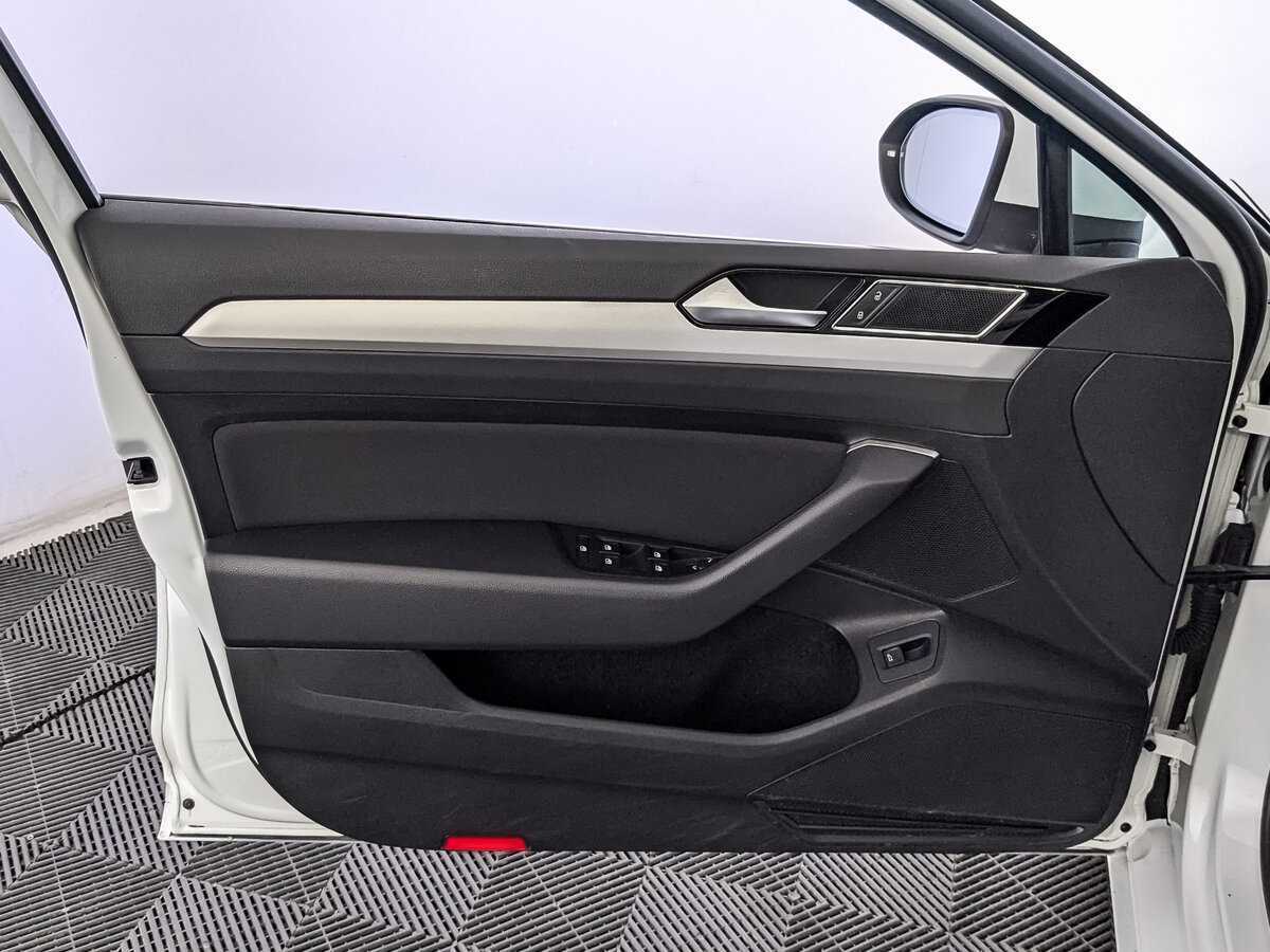 Купить Фольксваген Пассат, 2019, 56 357 км.. Фото: #18