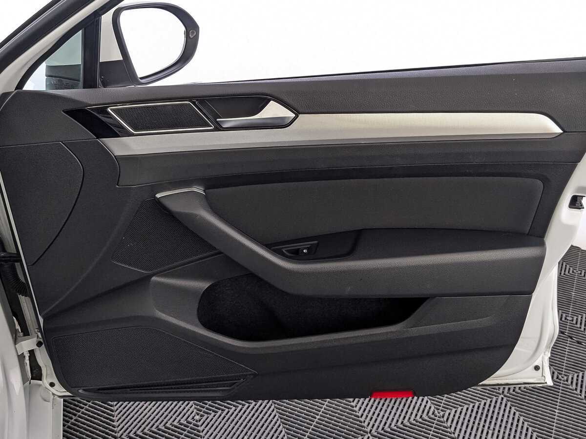 Купить Фольксваген Пассат, 2019, 56 357 км.. Фото: #24