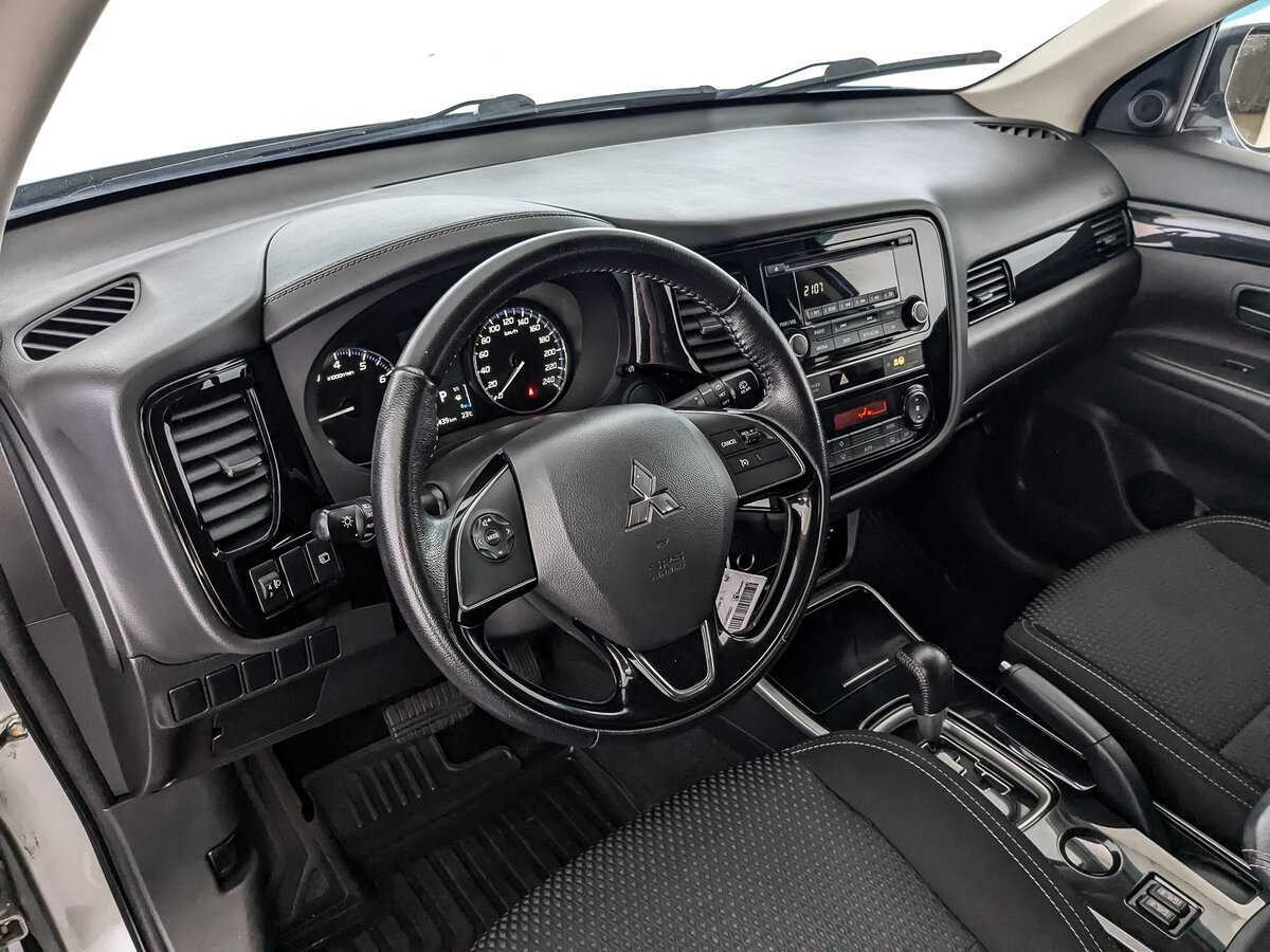 Купить Mitsubishi Outlander, 2019, 71 433 км.. Фото: #14