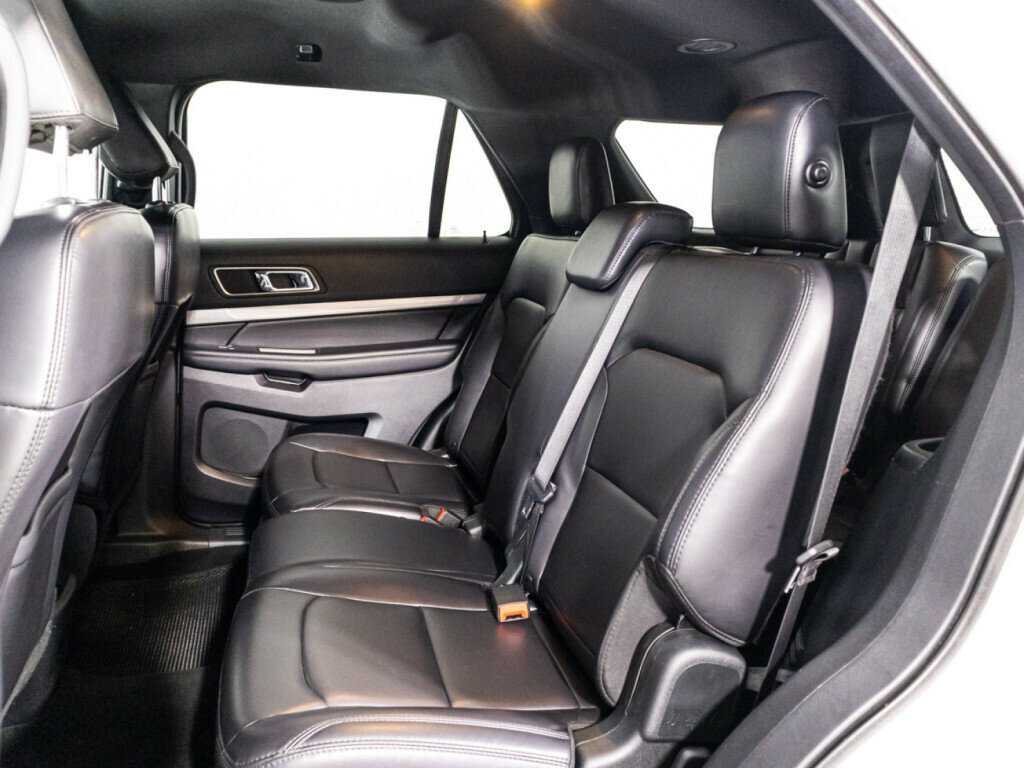 Купить Ford Explorer, 2019, 191 473 км.. Фото: #7