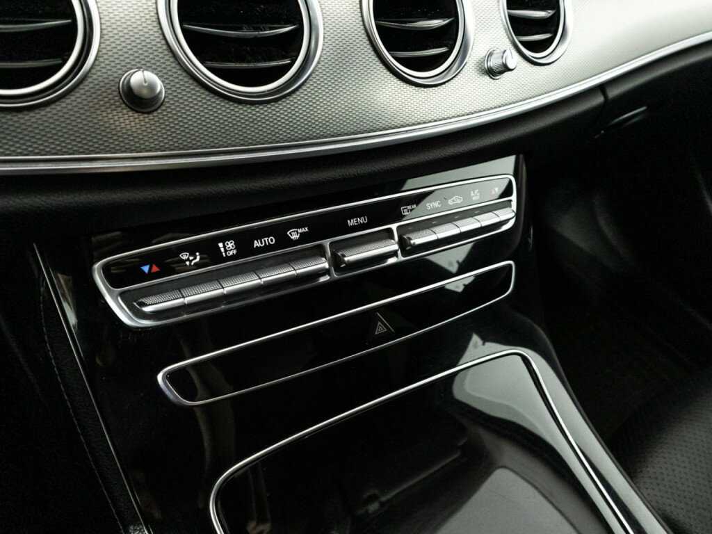 Купить Mercedes-Benz E-Класс, 2019, 266 680 км.. Фото: #15