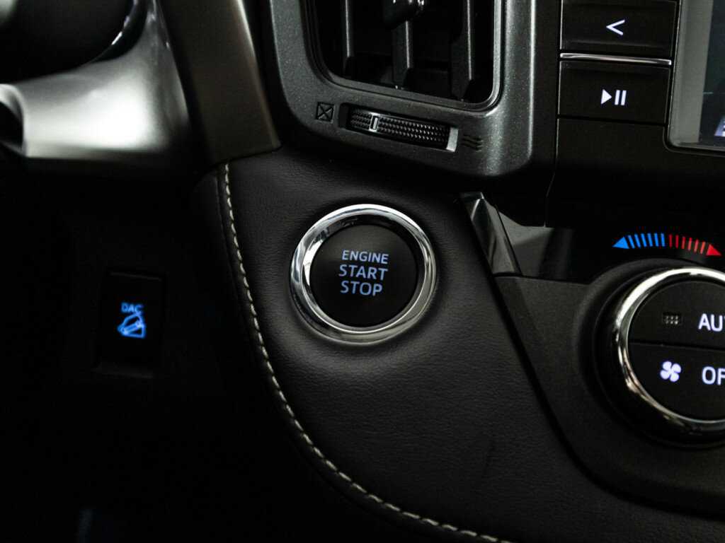 Купить Тойота Рав4, 2017, 119 187 км.. Фото: #20