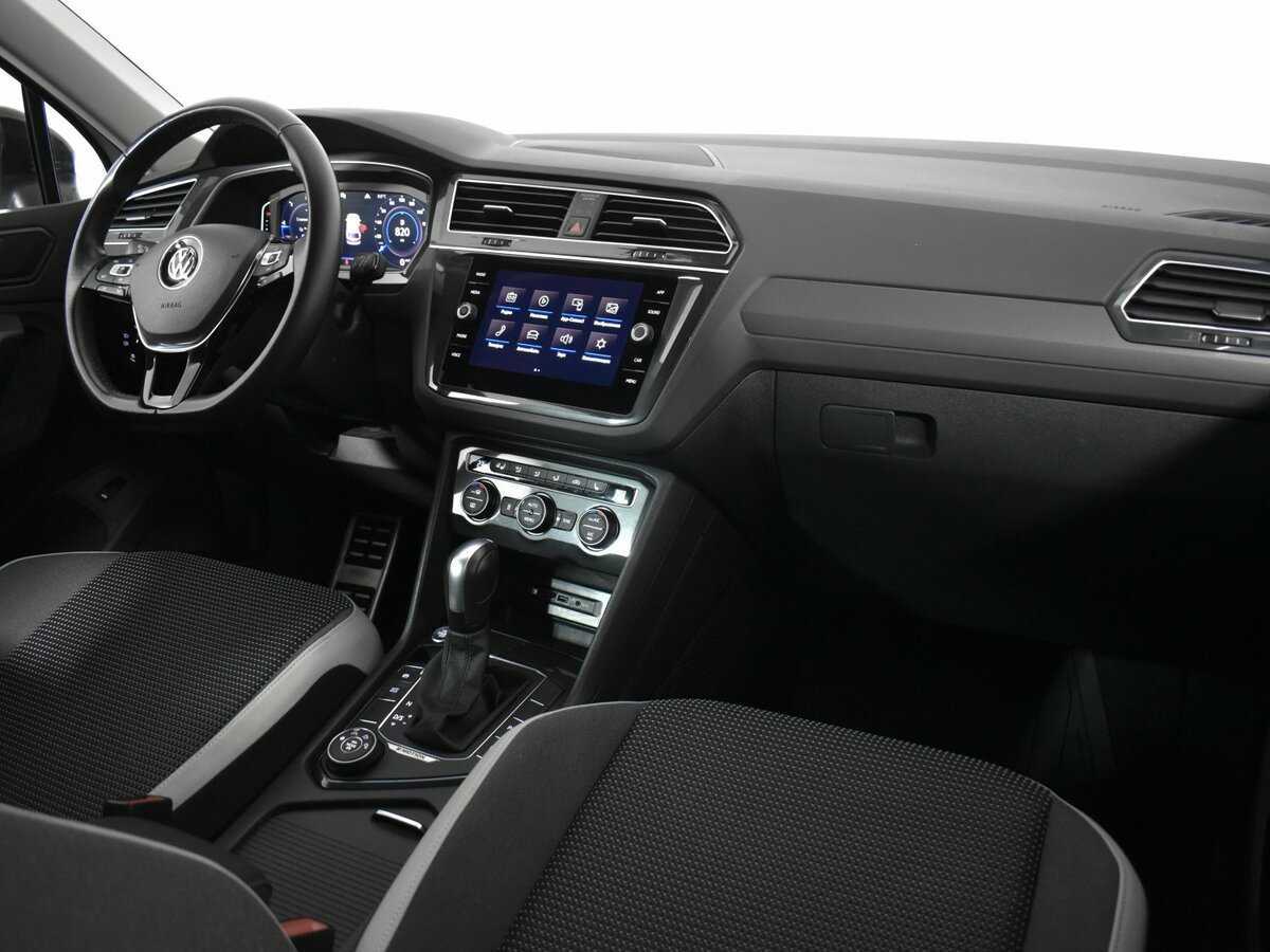Купить Volkswagen Tiguan, 2019, 50 880 км.. Фото: #8