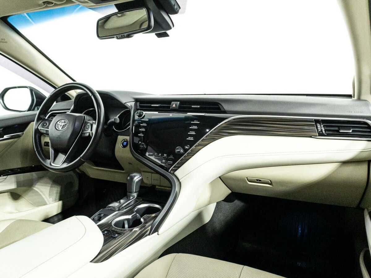 Купить Toyota Camry, 2018, 81 286 км.. Фото: #8