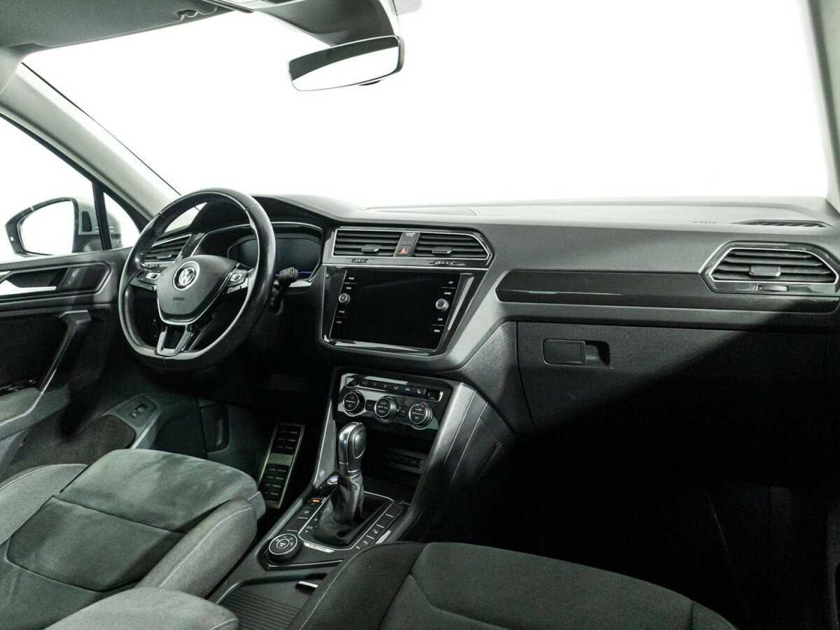 Купить Volkswagen Tiguan, 2019, 103 684 км.. Фото: #8