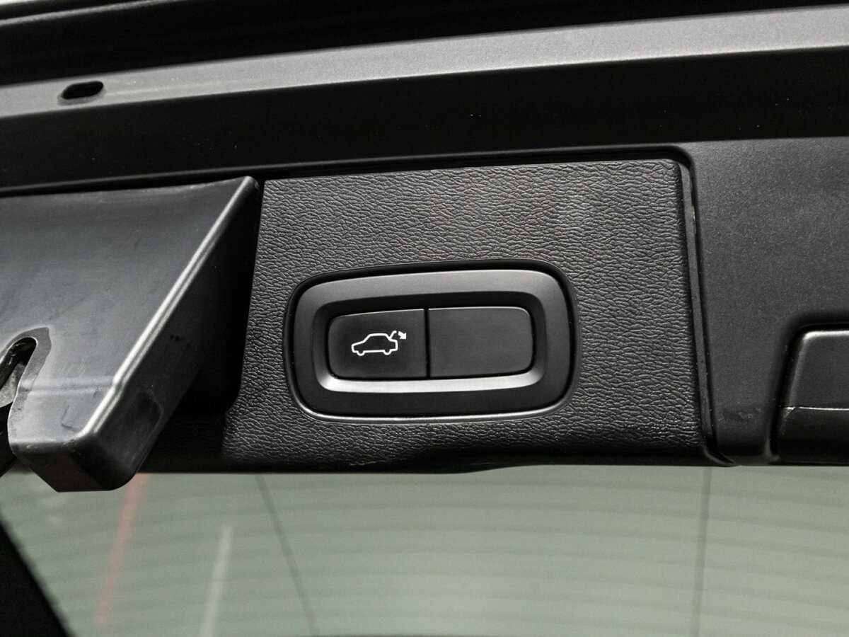 Купить Volvo XC60, 2018, 111 000 км.. Фото: #15