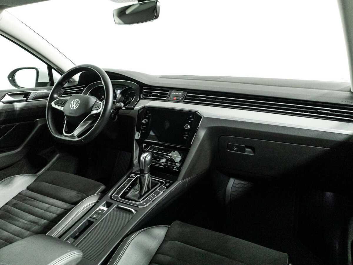Купить Volkswagen Passat, 2020, 44 696 км.. Фото: #8
