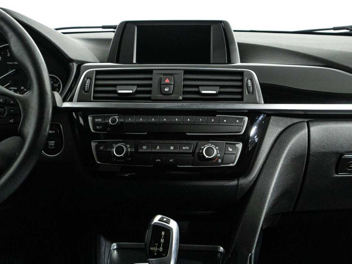 Купить BMW 3 серии, 2018, 69 769 км.. Фото: #13