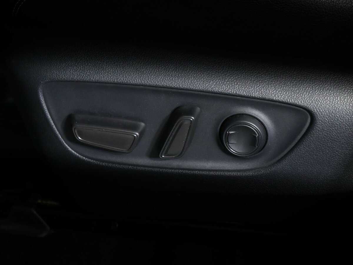 Купить Toyota RAV4, 2021, 68 235 км.. Фото: #13