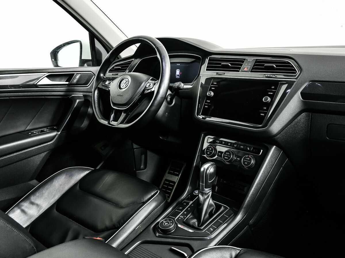 Купить Volkswagen Tiguan, 2018, 129 688 км.. Фото: #8