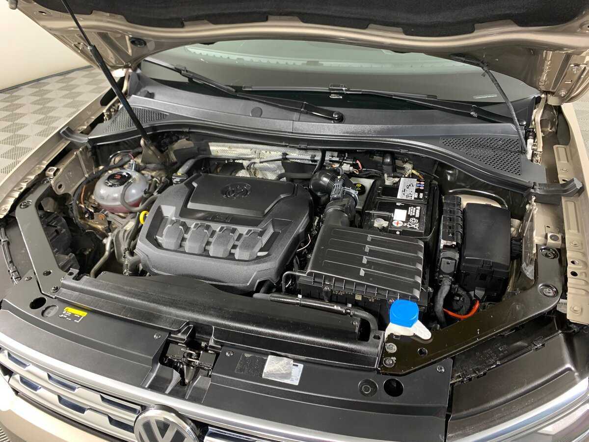 Купить Volkswagen Tiguan, 2017, 107 343 км.. Фото: #10
