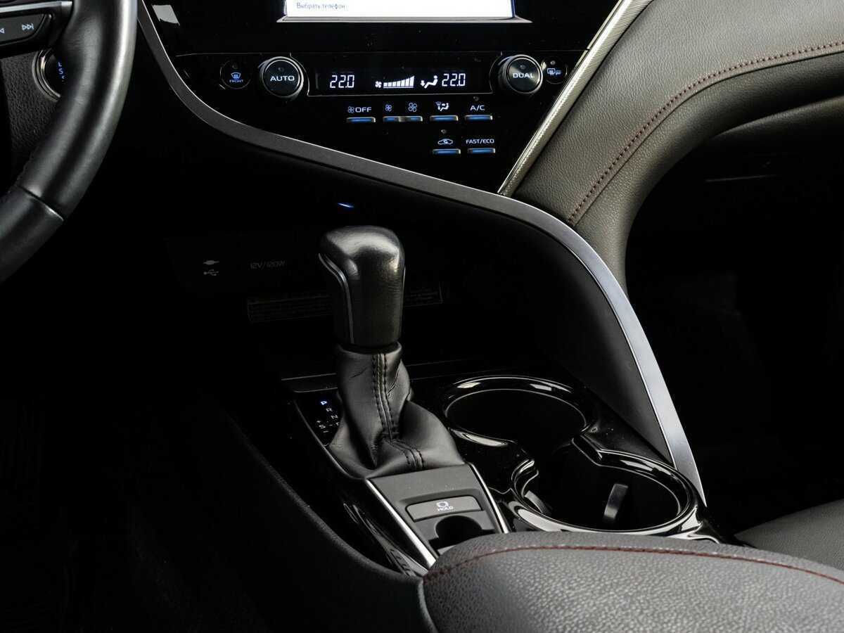 Купить Toyota Camry, 2020, 36 000 км.. Фото: #10