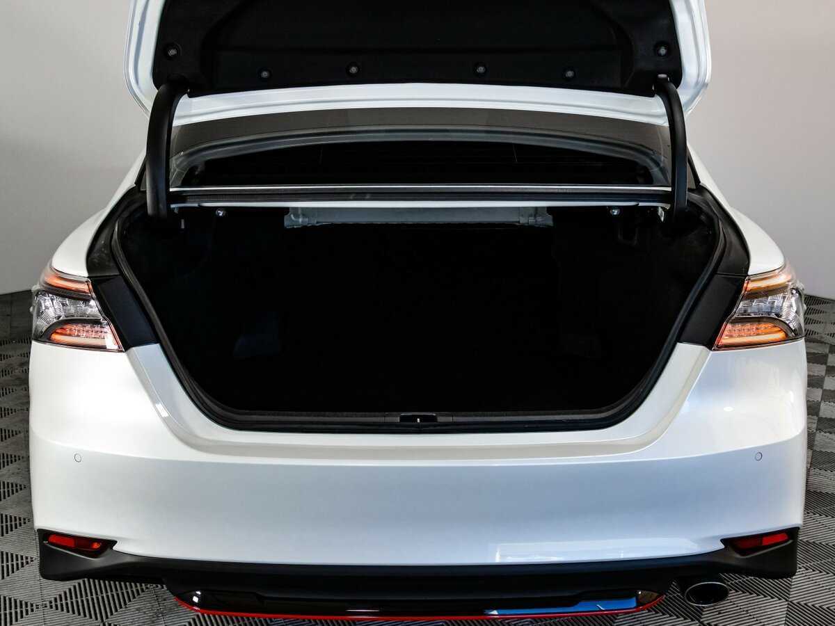 Купить Toyota Camry, 2020, 36 000 км.. Фото: #17