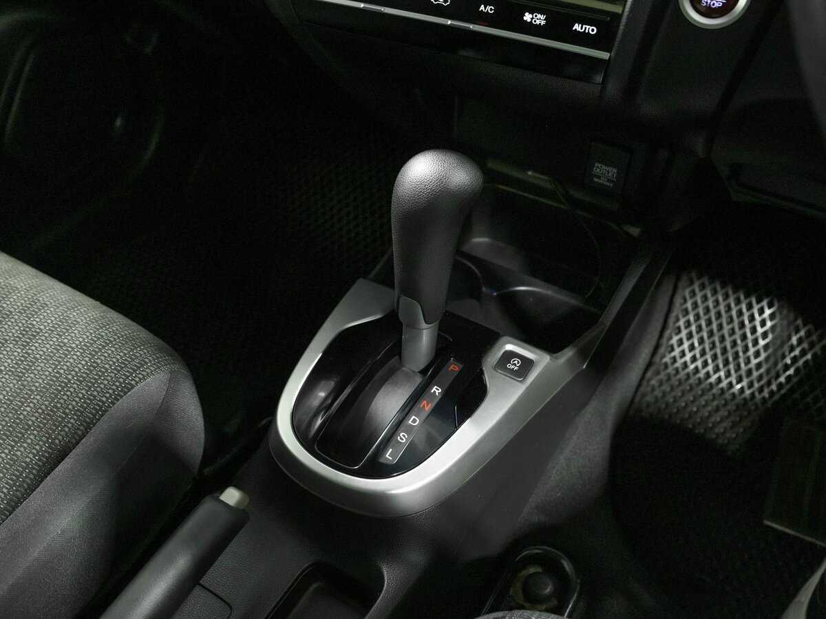 Купить Хонда Фит, 2016, 145 593 км.. Фото: #10