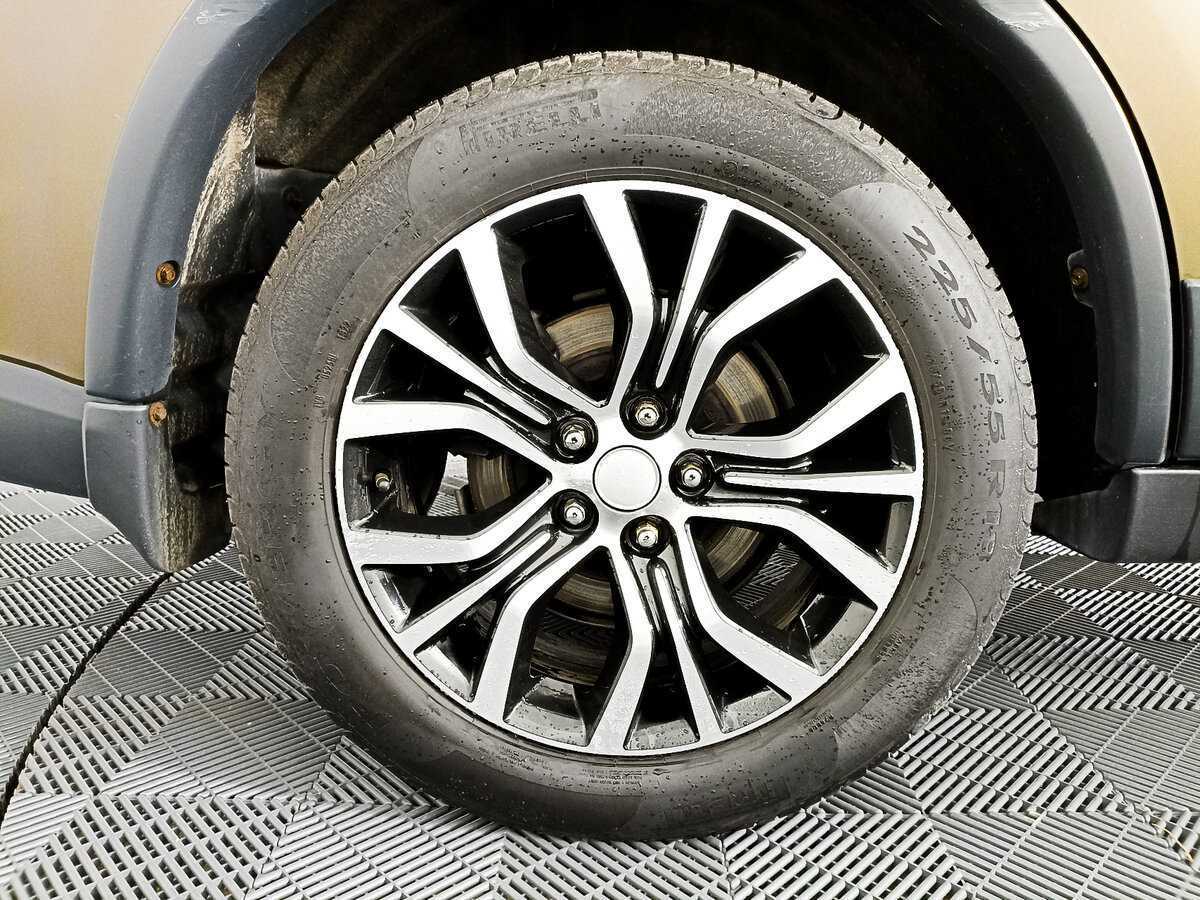 Купить Mitsubishi Outlander, 2018, 163 179 км.. Фото: #16