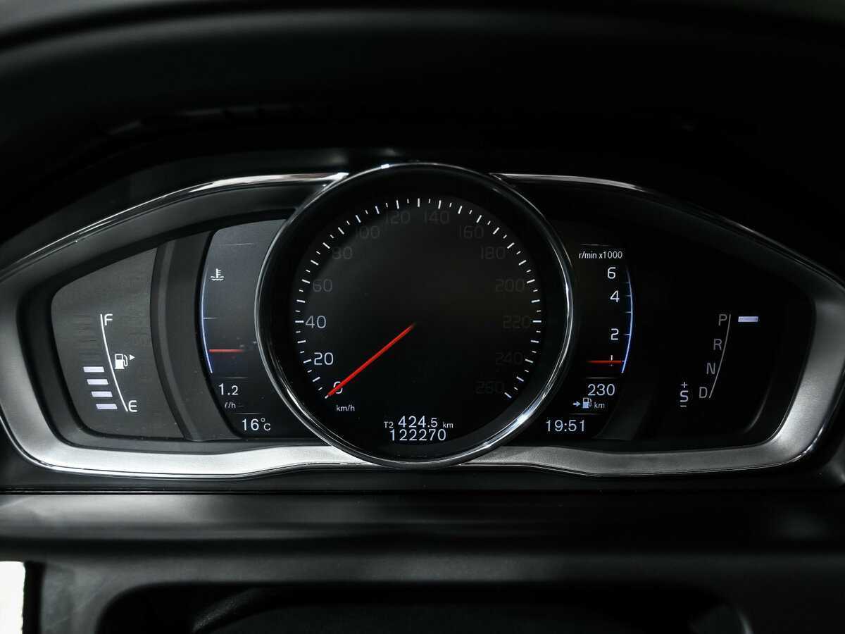 Купить Volvo XC60, 2017, 122 268 км.. Фото: #9