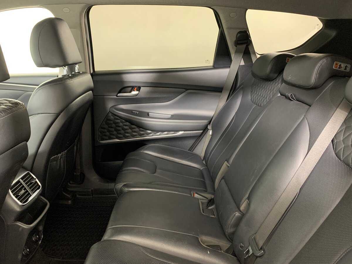 Купить Hyundai Santa Fe, 2019, 89 759 км.. Фото: #16
