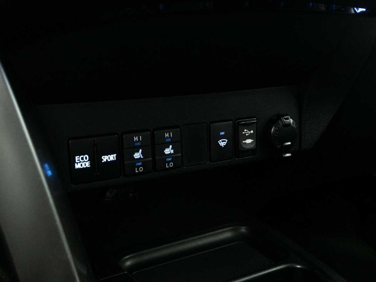 Купить Тойота Рав4, 2016, 88 461 км.. Фото: #16