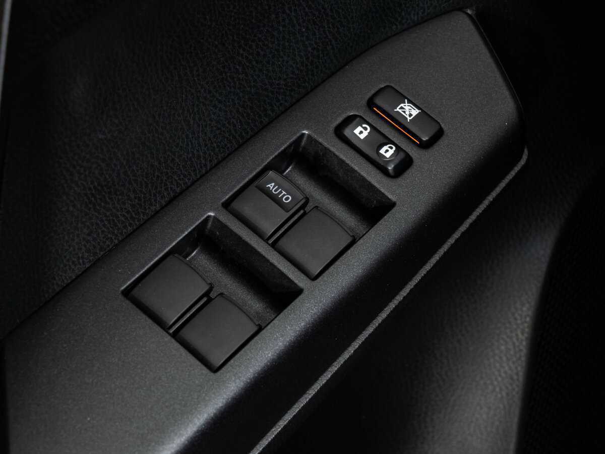 Купить Toyota RAV4, 2017, 63 389 км.. Фото: #16