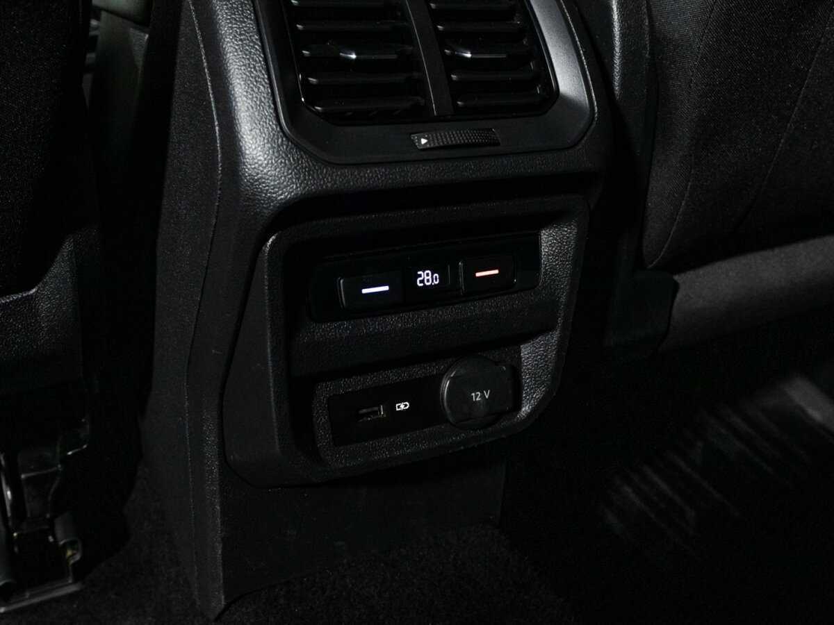 Купить Volkswagen Tiguan, 2020, 114 787 км.. Фото: #19
