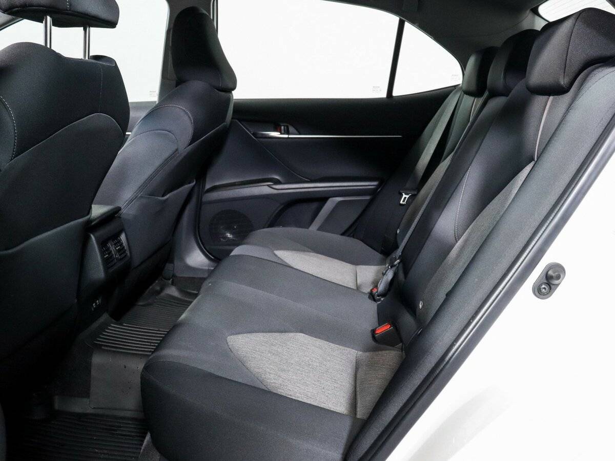 Купить Toyota Camry, 2021, 35 625 км.. Фото: #9