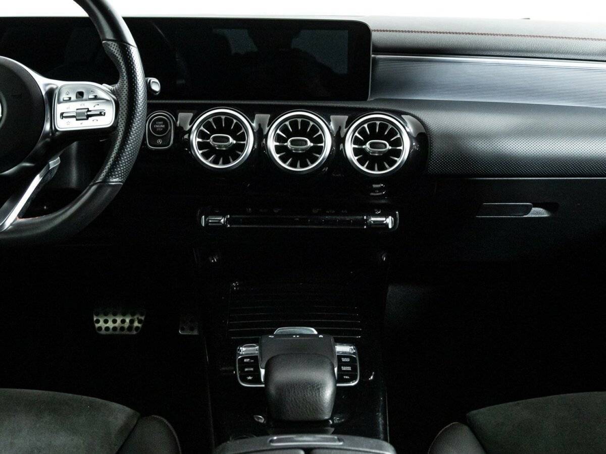 Купить Mercedes-Benz CLA, 2019, 124 683 км.. Фото: #13