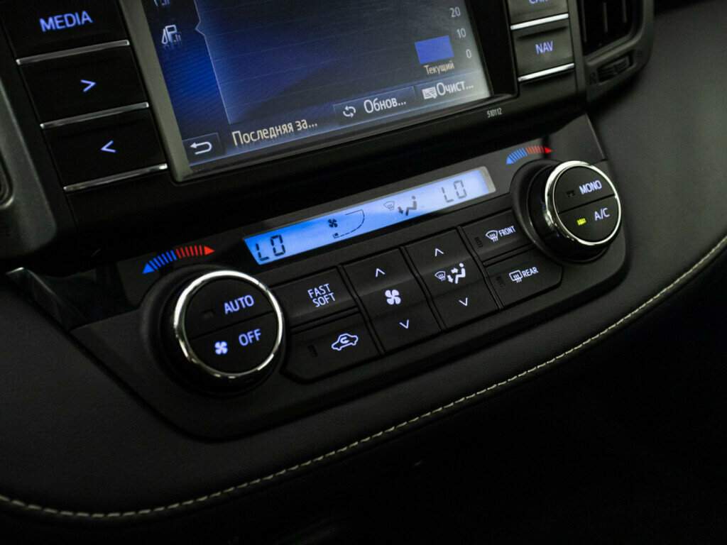 Купить Тойота Рав4, 2016, 96 903 км.. Фото: #14