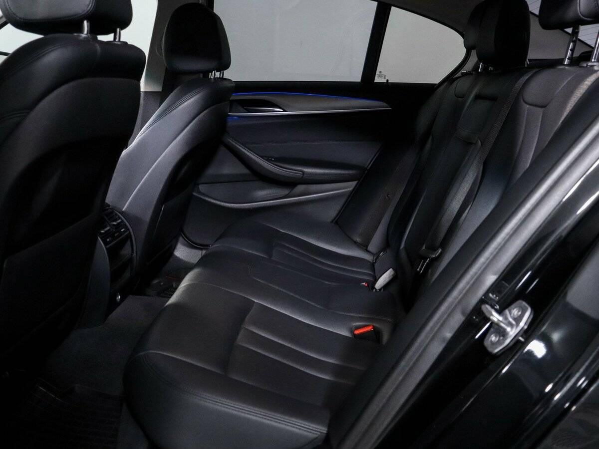 Купить BMW 5 серии, 2018, 150 232 км.. Фото: #4