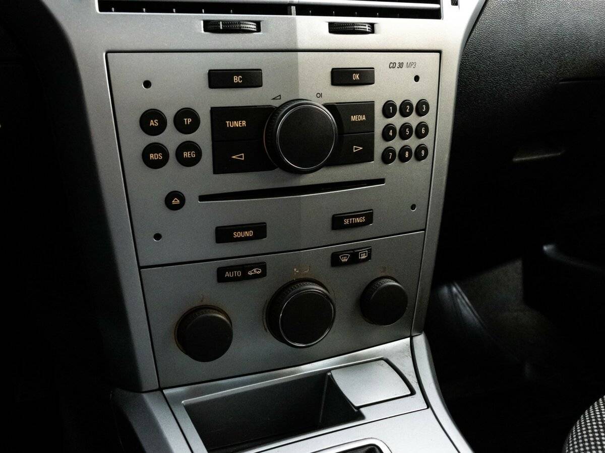 Купить Опель Астра, 2014, 181 102 км.. Фото: #14