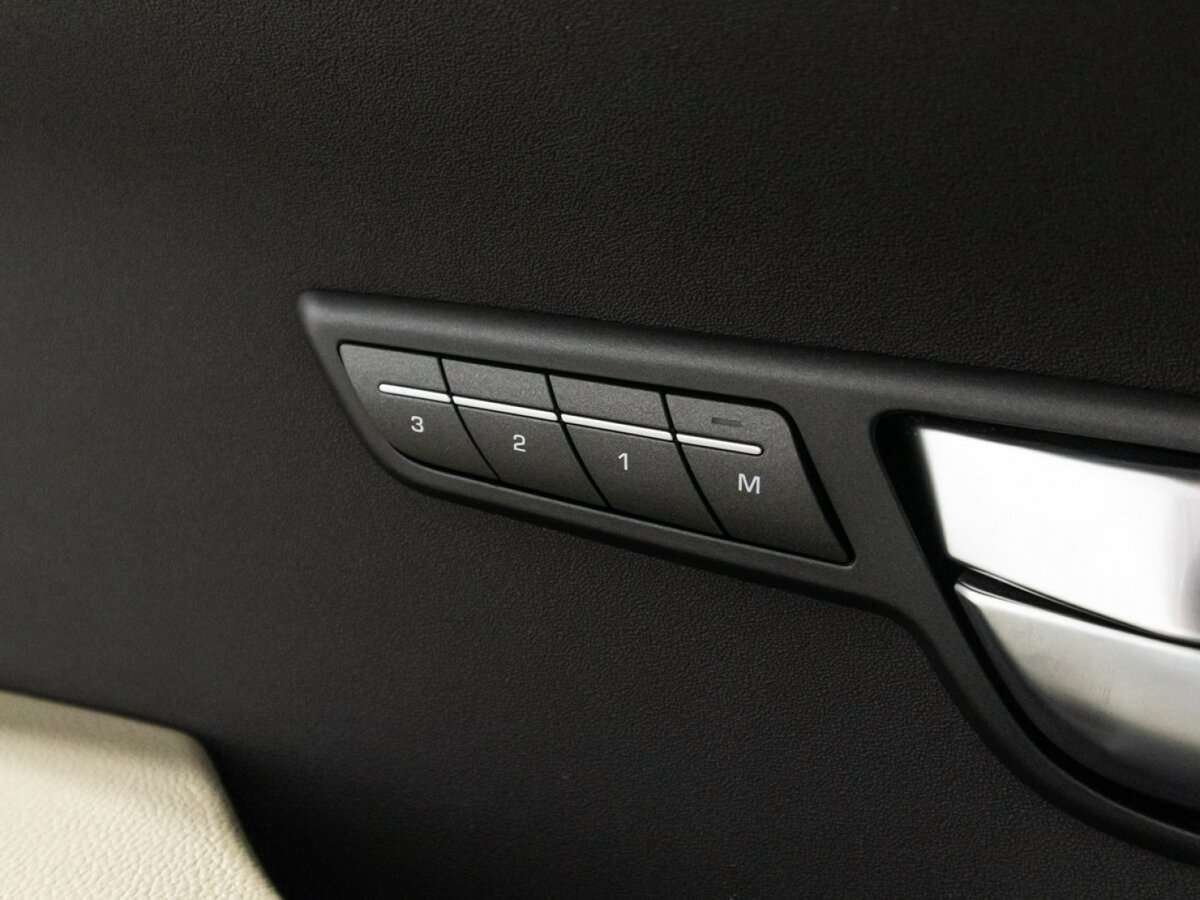 Купить Land Rover Range Rover Evoque, 2014, 96 423 км.. Фото: #16