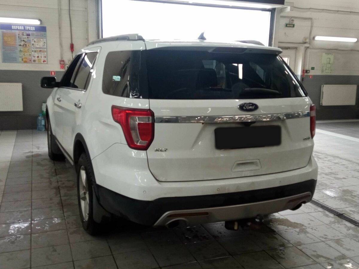 Купить Ford Explorer, 2017, 197 479 км.. Фото: #3