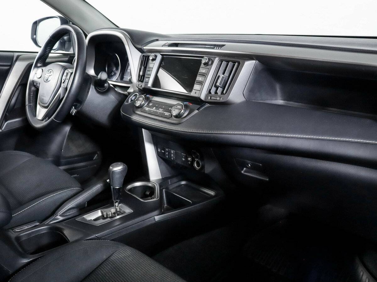 Купить Toyota RAV4, 2017, 59 900 км.. Фото: #5