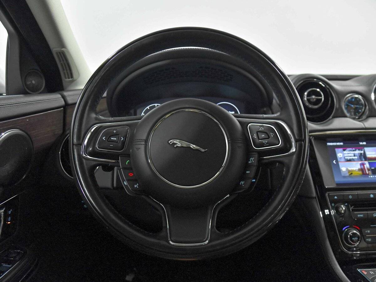 Купить Jaguar XJ, 2016, 118 568 км.. Фото: #9