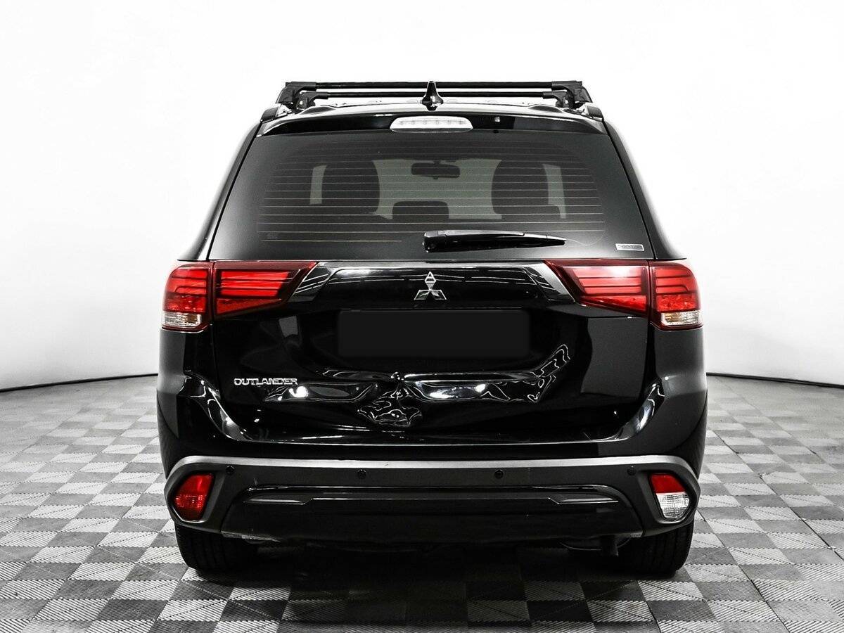 Купить Mitsubishi Outlander, 2020, 100 600 км.. Фото: #4
