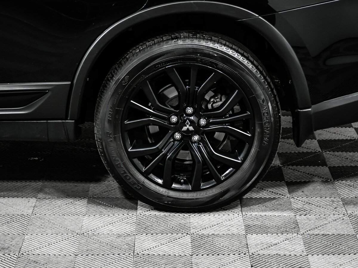 Купить Mitsubishi Outlander, 2020, 100 600 км.. Фото: #13