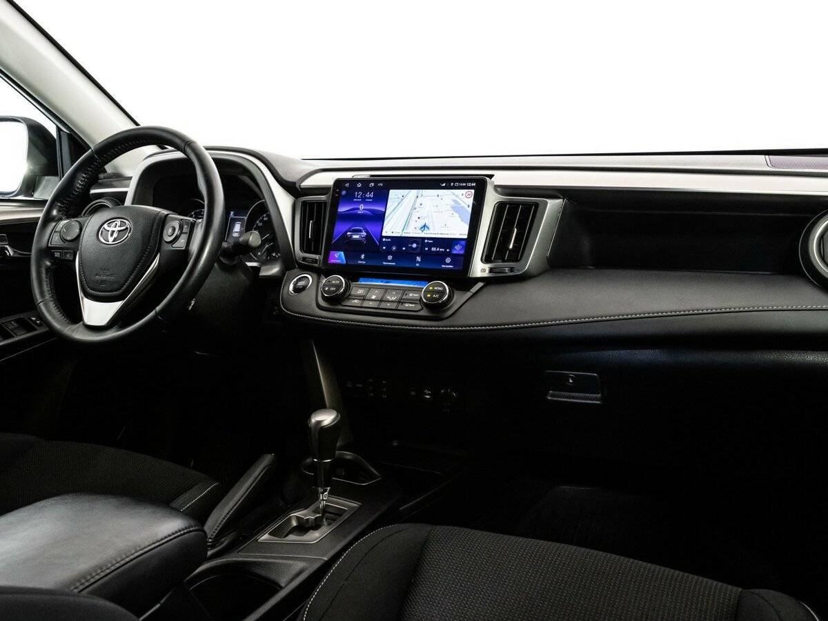 Купить Тойота Рав4, 2018, 146 641 км.. Фото: #6