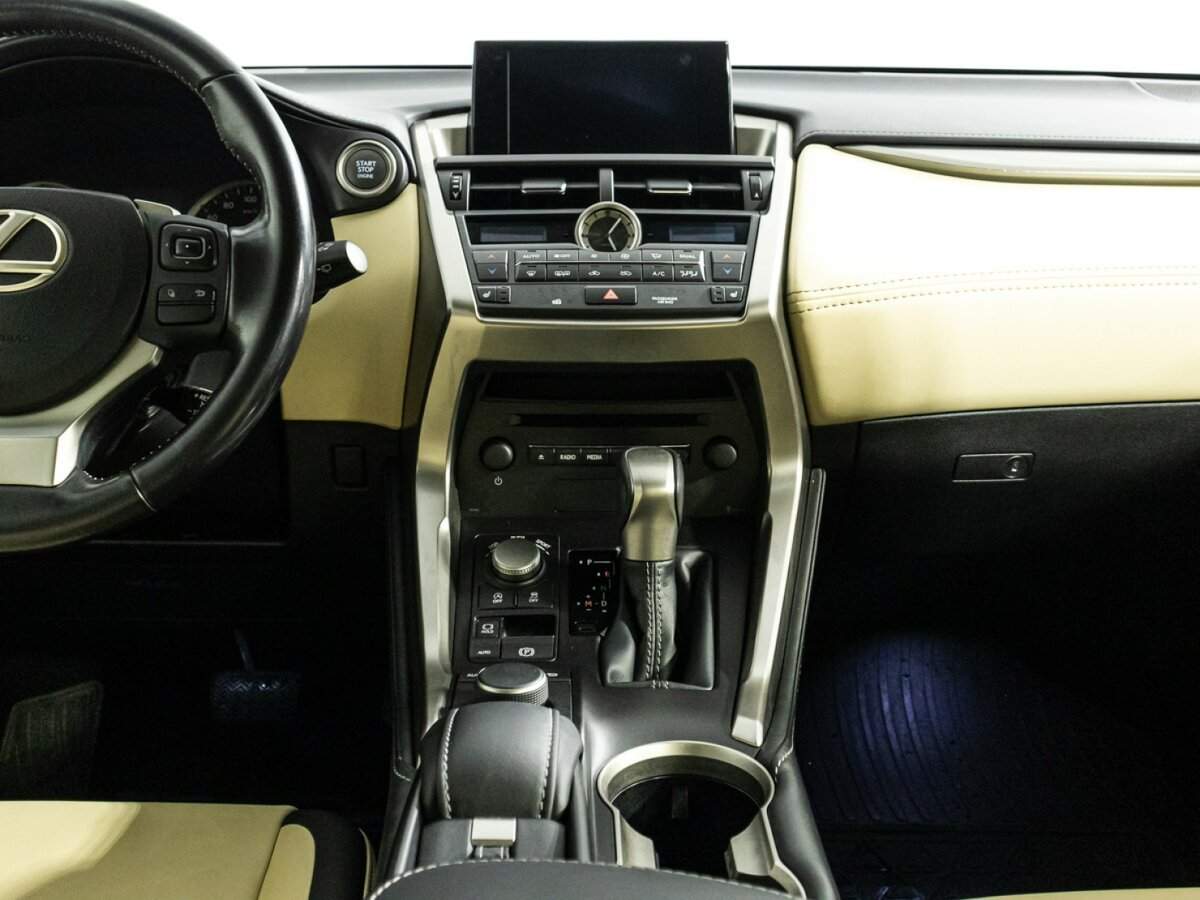 Купить Lexus NX, 2015, 79 839 км.. Фото: #13