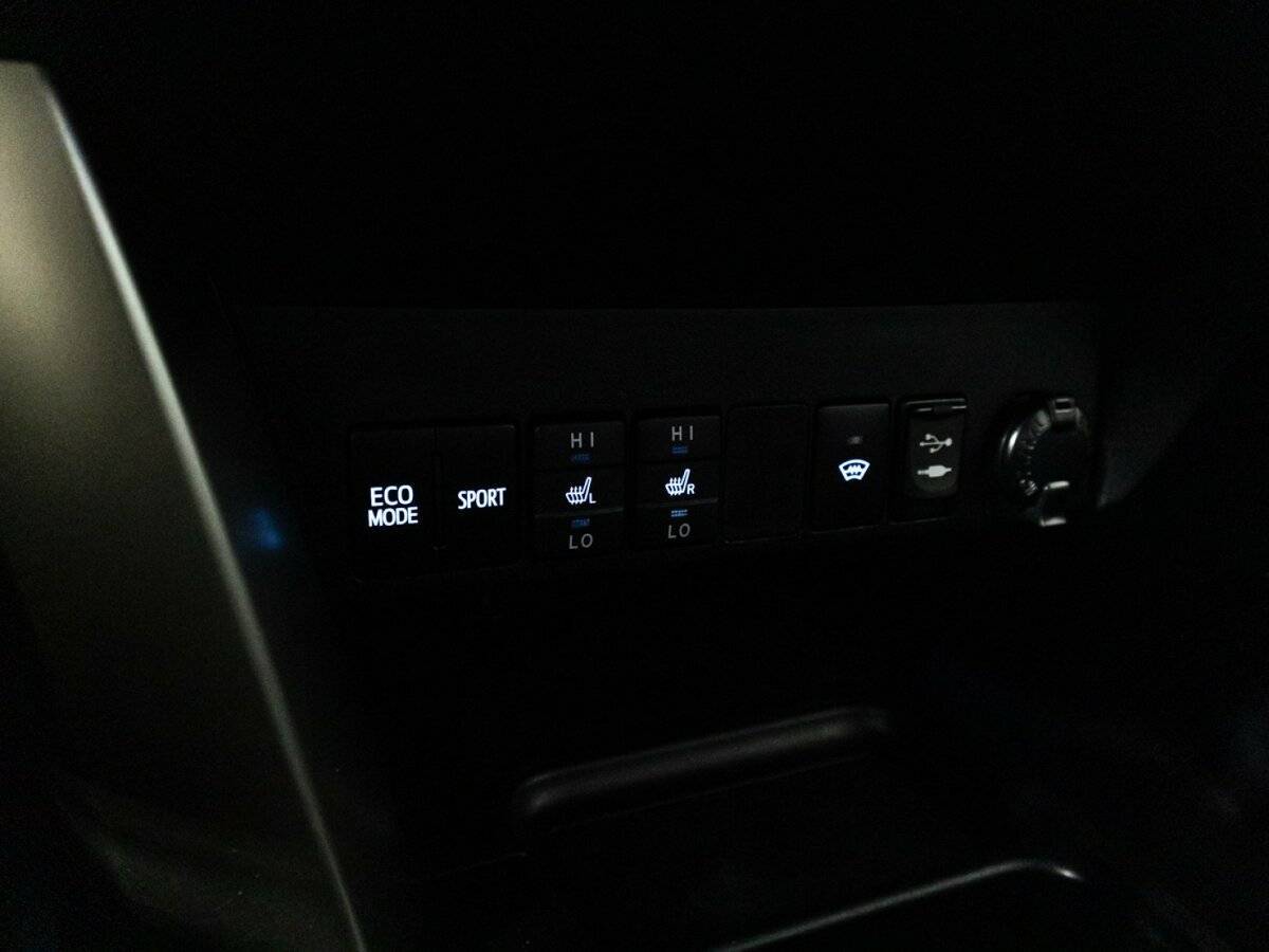 Купить Toyota RAV4, 2018, 104 503 км.. Фото: #22