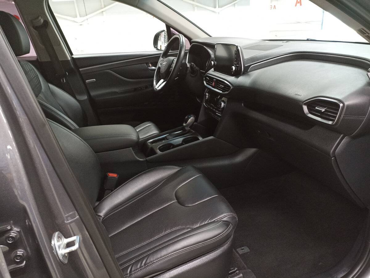 Купить Hyundai Santa Fe, 2019, 178 227 км.. Фото: #10