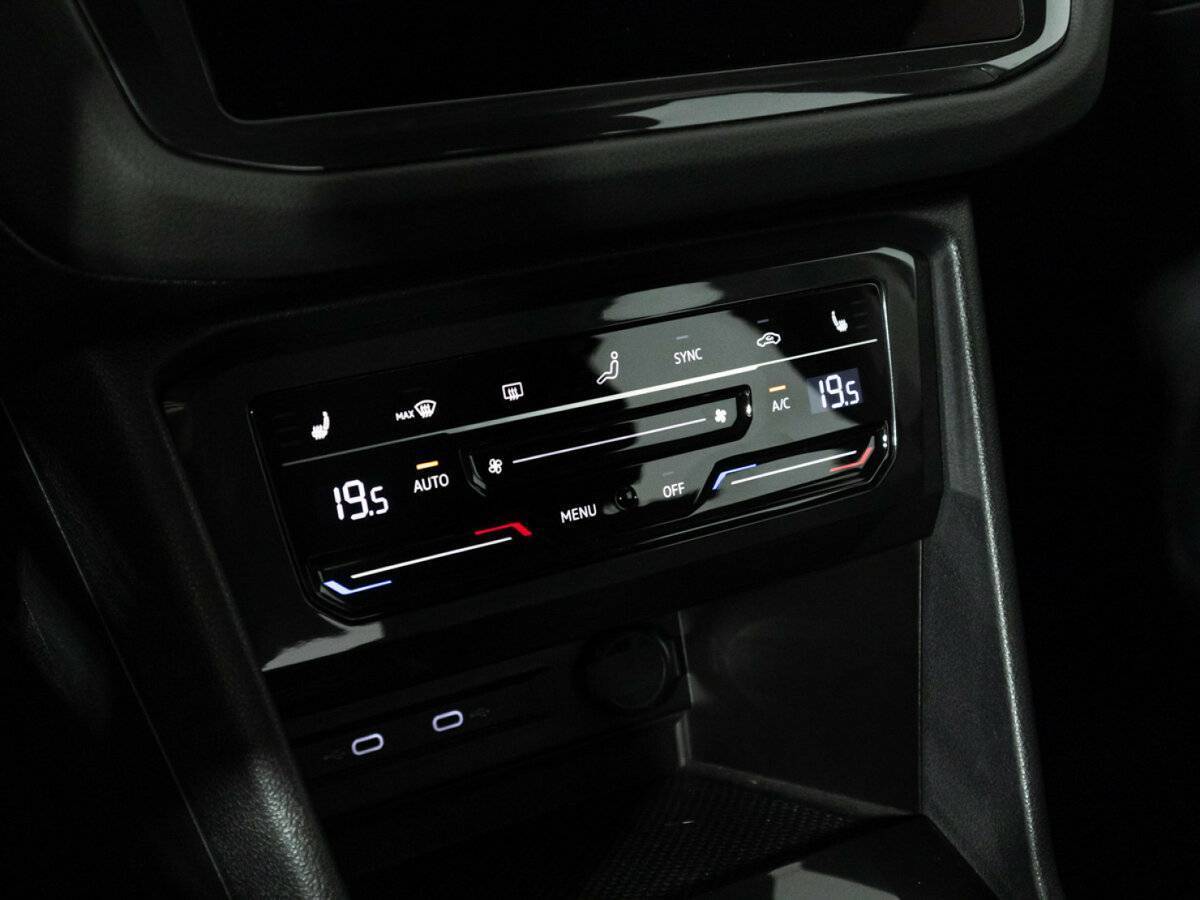 Купить Volkswagen Tiguan, 2021, 32 792 км.. Фото: #18