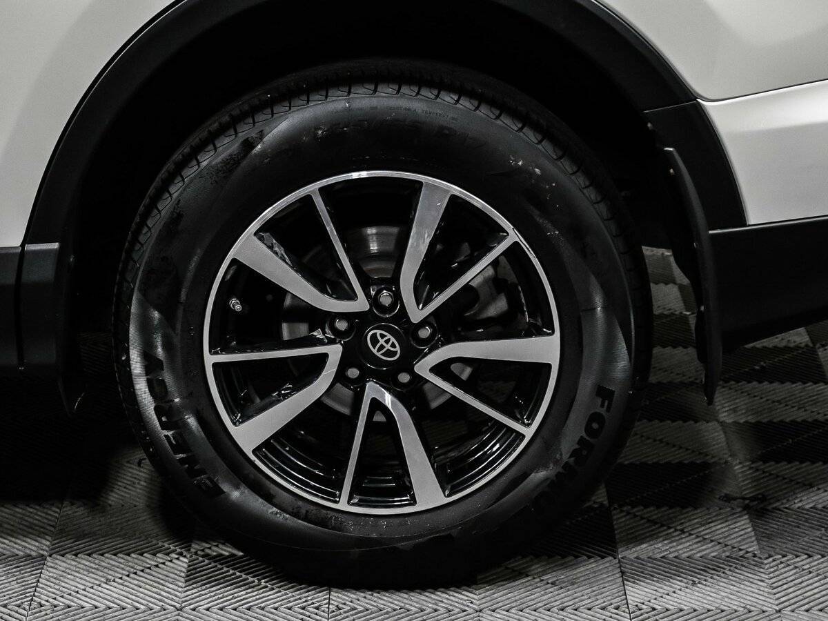 Купить Toyota RAV4, 2017, 118 617 км.. Фото: #13